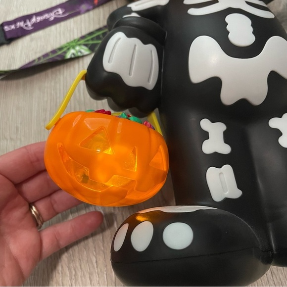 Disney Mickey Mouse Skeleton Popcorn Bucket - Halloween - Picture 10 of 11